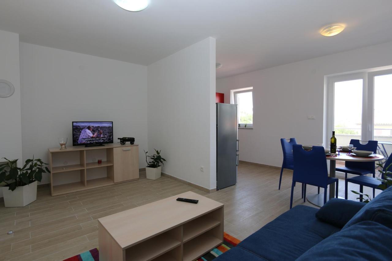 Apartments Sucic Iva I Tea Soline  Exteriör bild