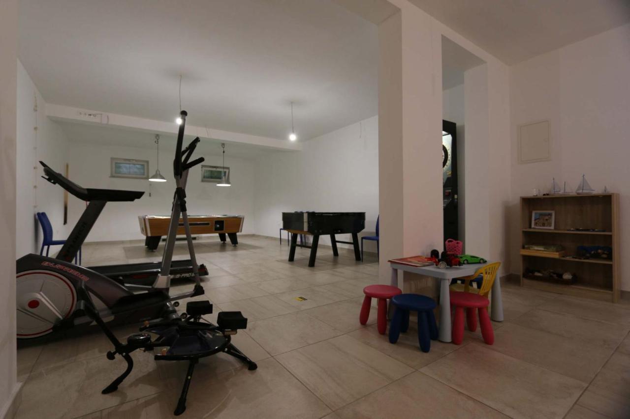 Apartments Sucic Iva I Tea Soline  Exteriör bild